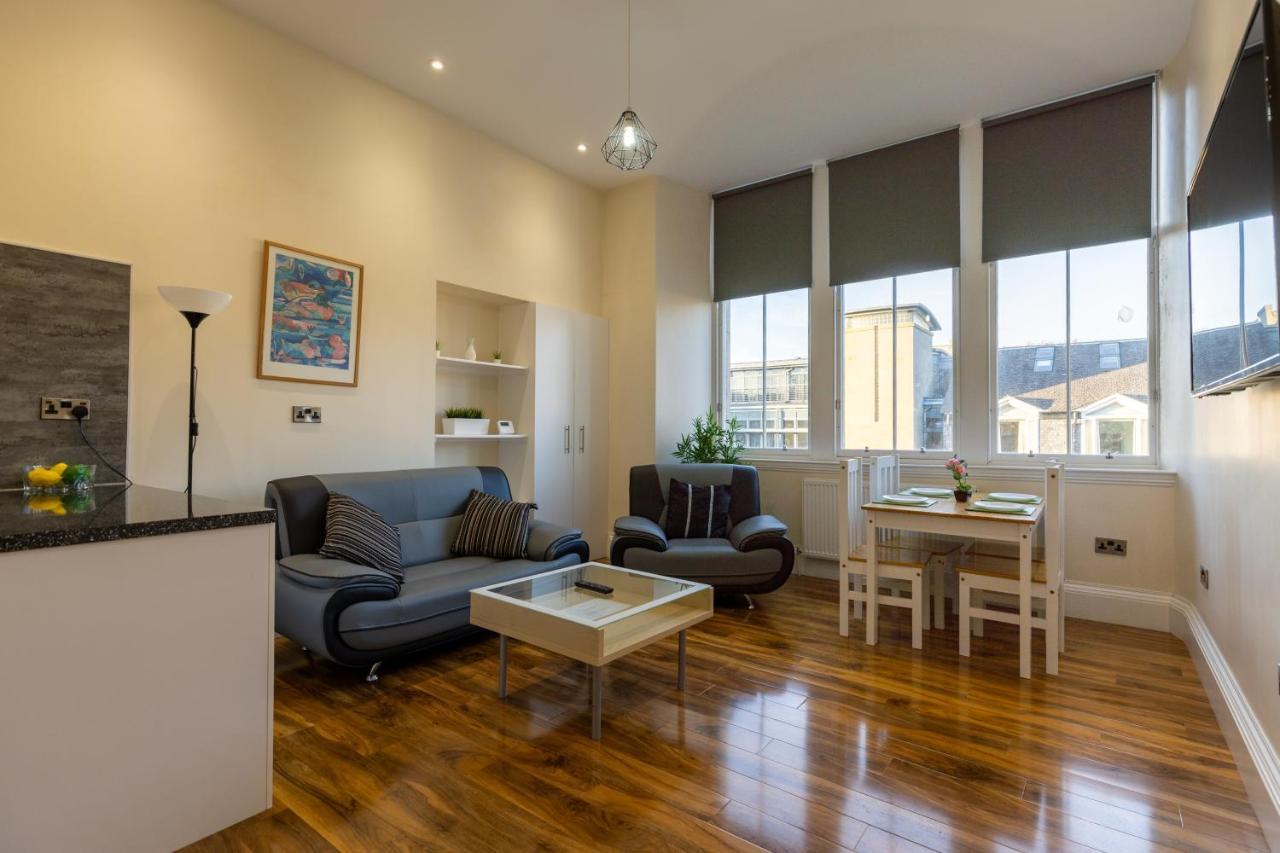 New 2 Bed Apartment With Stunning Views Of Arthur Seat Mountain Edimburgo Exterior foto