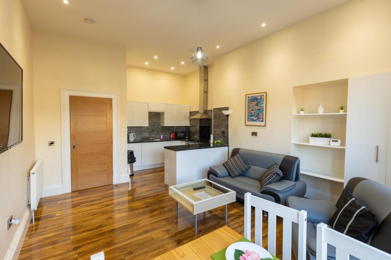 New 2 Bed Apartment With Stunning Views Of Arthur Seat Mountain Edimburgo Exterior foto